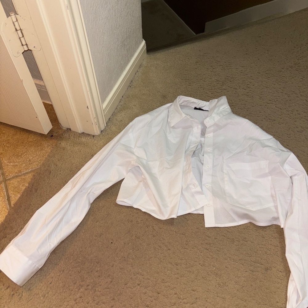 Crop formal tee